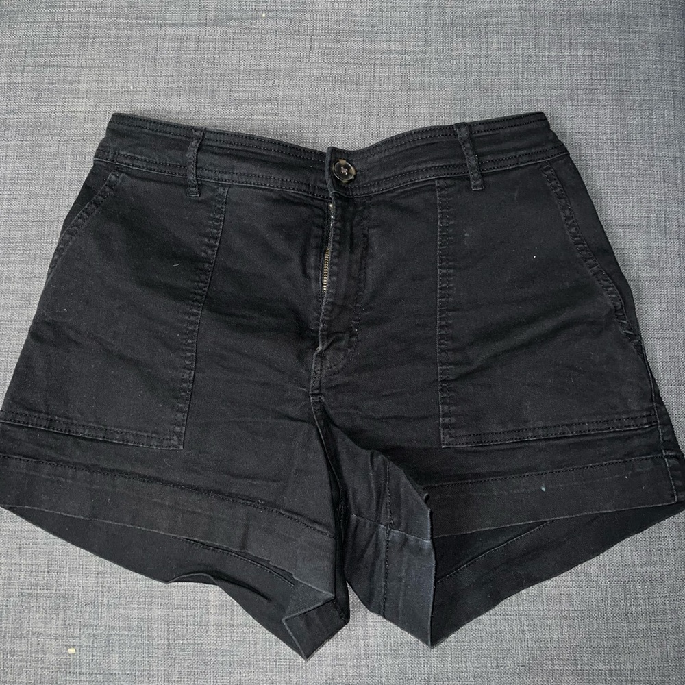 Black short
